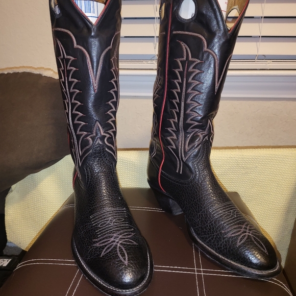 Tony Lama Other - Tony Lama -Black Bullhide Buckaroo- Size 8.5EE -